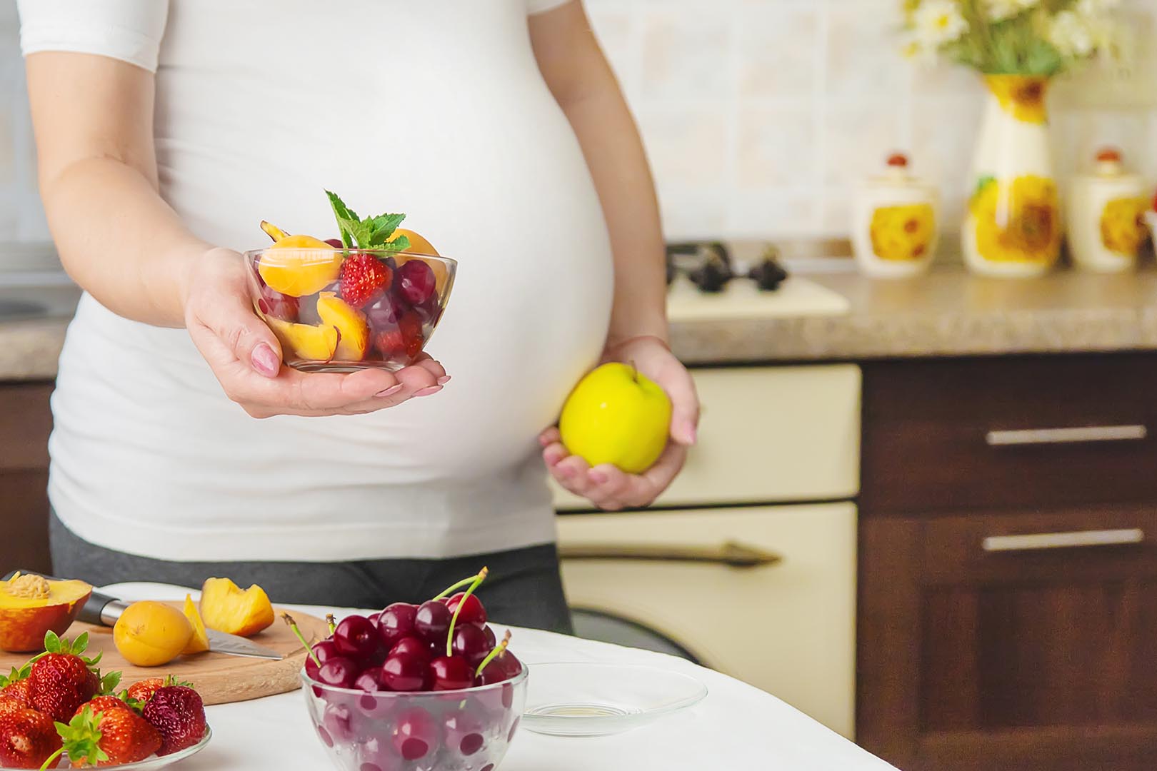 waktu yang tepat mengonsumsi buah bagi ibu hamil